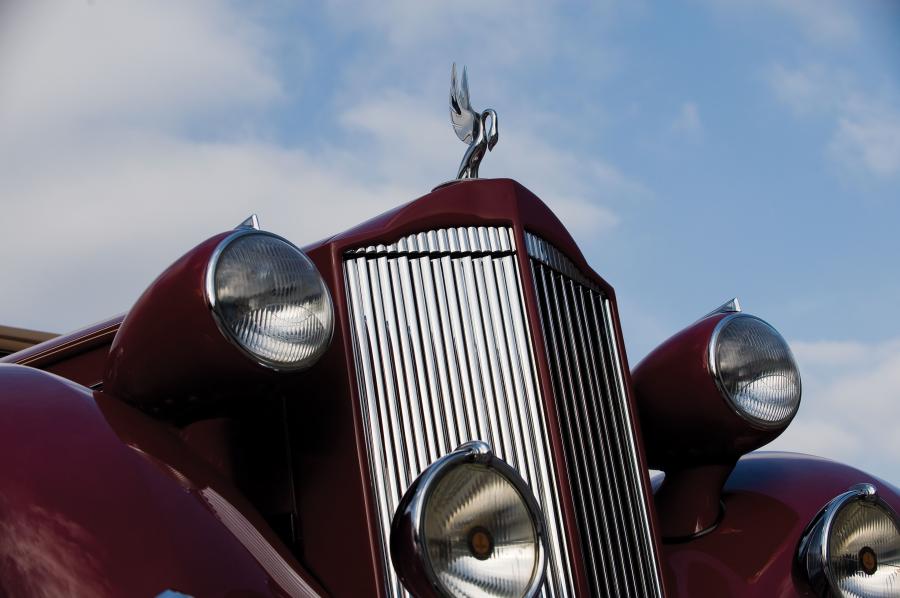  Packard Twelve Model 1208 Convertible Sedan 1935 года  (фото 12 из 17)